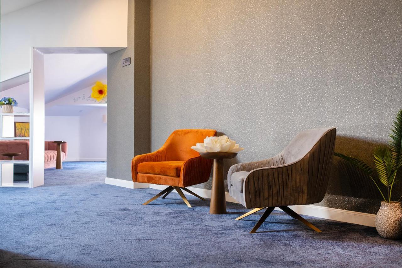 Nam Hotel Призрен Экстерьер фото