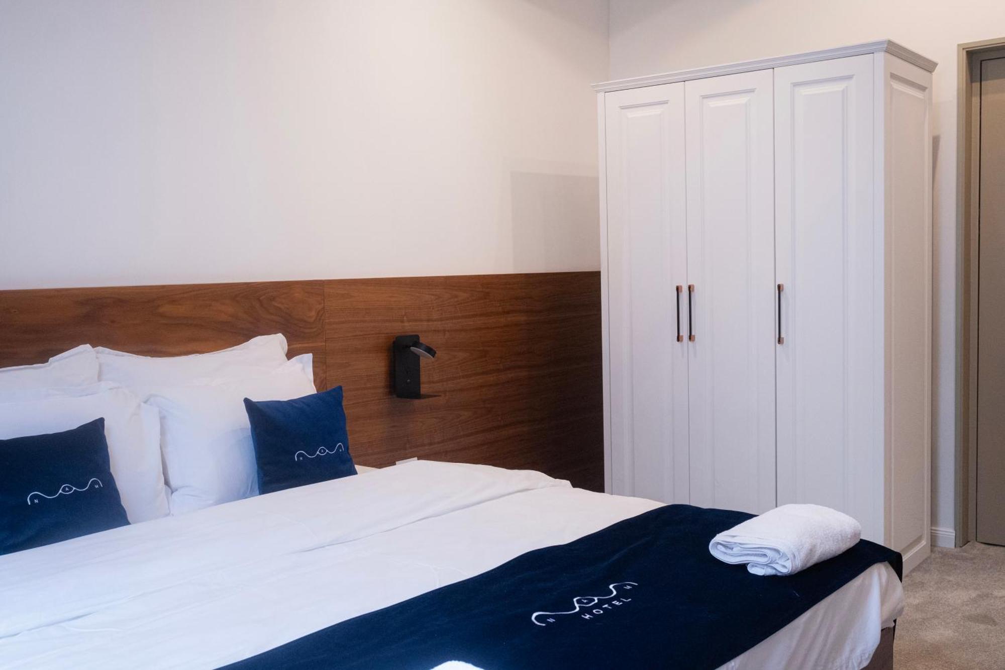 Nam Hotel Призрен Экстерьер фото