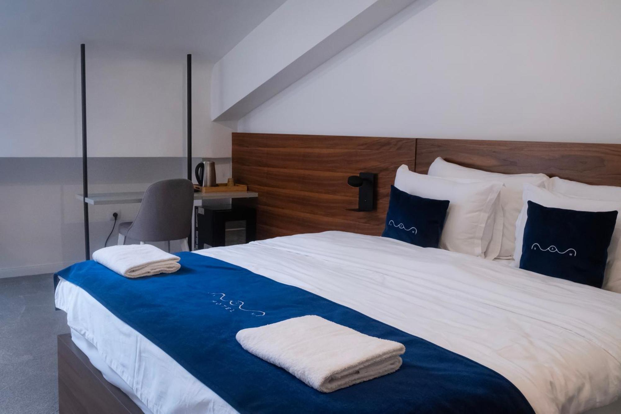Nam Hotel Призрен Экстерьер фото